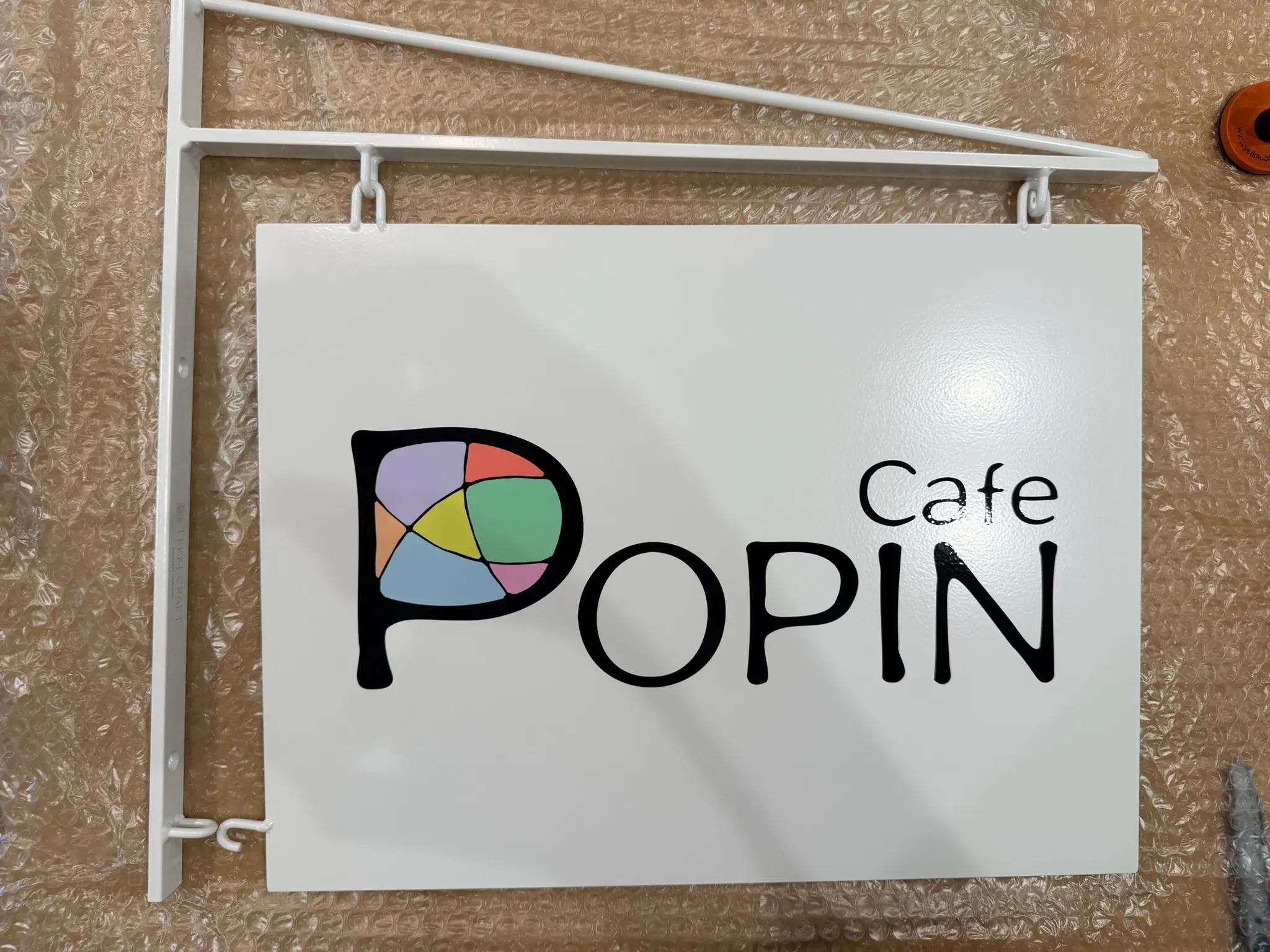 ステッカー、カッティングシートは看板・印刷工房グランドで